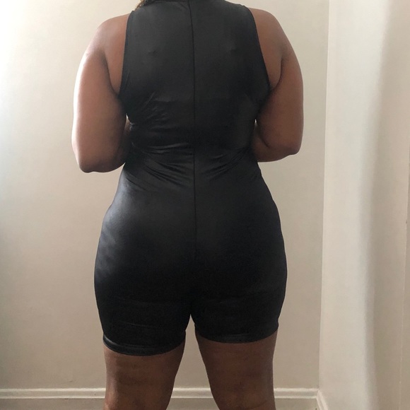 Shorts set jumpsuit *Only 1 left - Picture 3 of 3